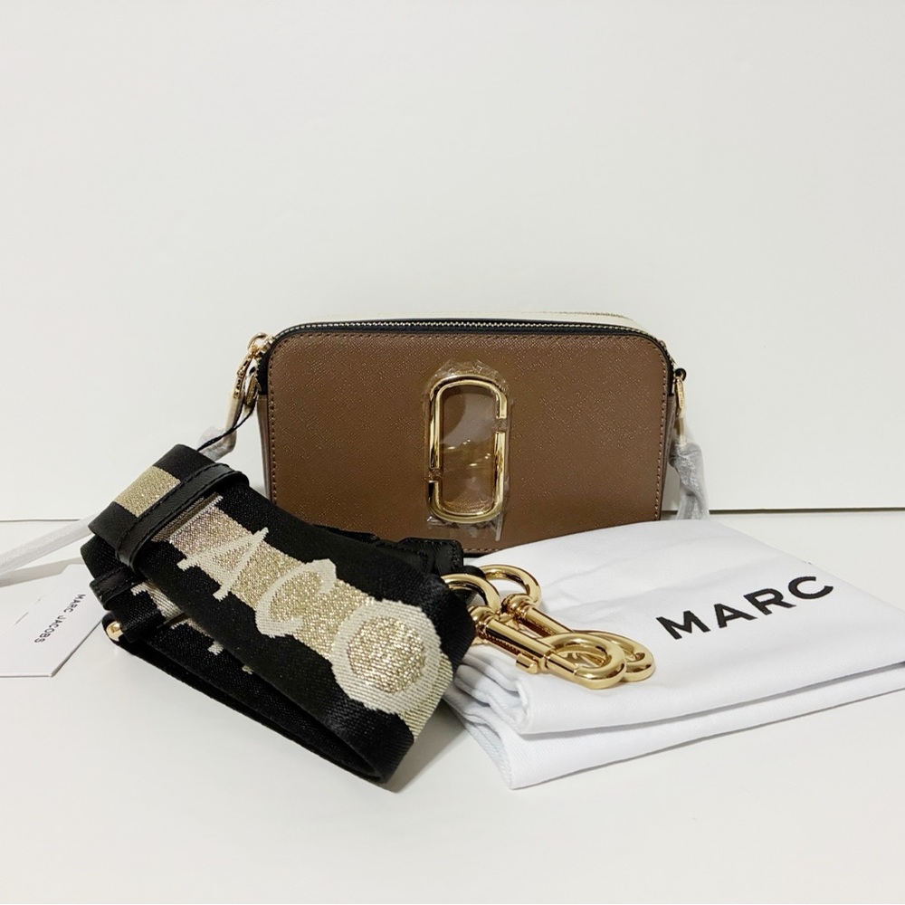 - 🌸 New Marc Jacobs Snapshot Women Small Camera Bag Crossbody Bag